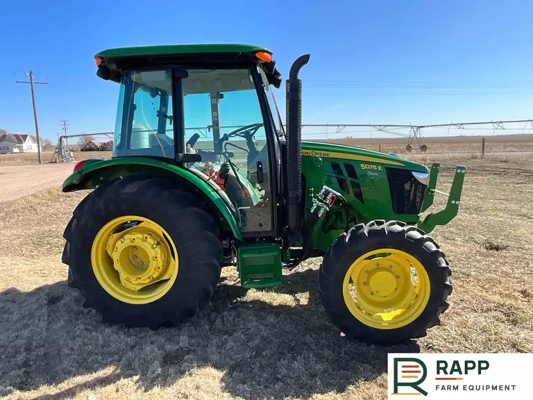 2021 John Deere 5075E MFWD Tractor 