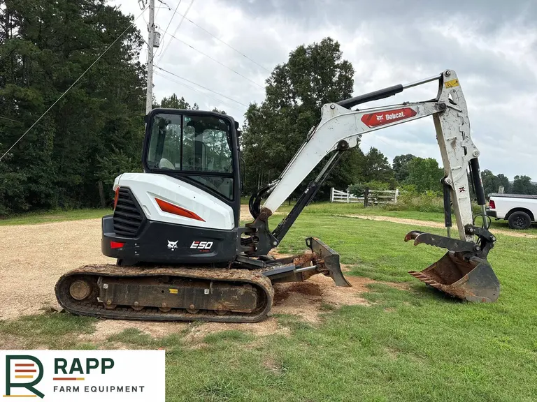 2023 Bobcat E50 mini excavator photo 4