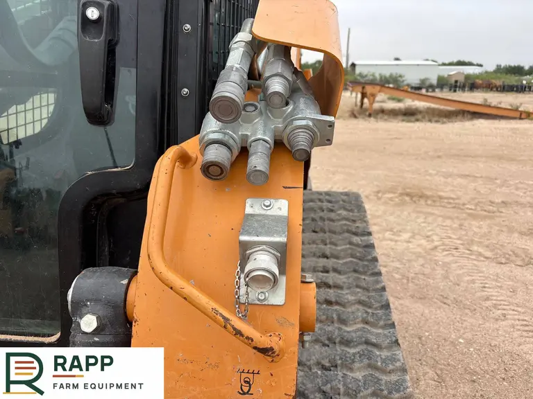 2023 Case TV370B tracked skid steer loader photo 10