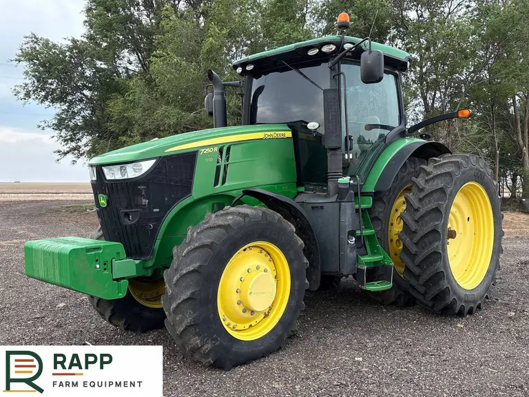 2014 John Deere 7250R MFWD tractor photo 1