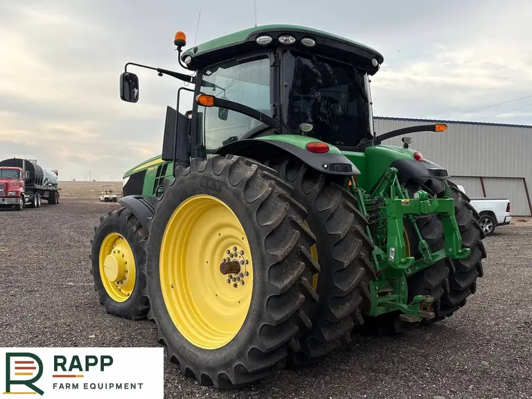 2014 John Deere 7250R MFWD tractor photo 3