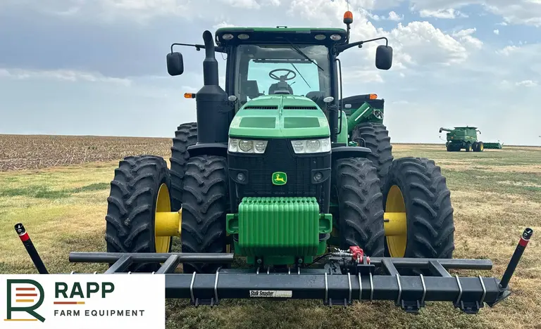 2015 John Deere 8320R MFWD tractor photo 8