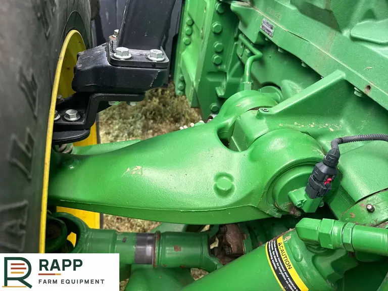 2015 John Deere 8320R MFWD tractor photo 12