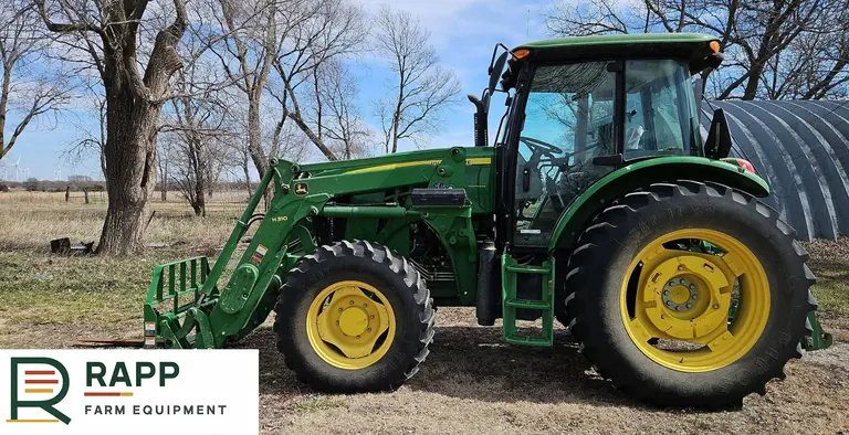 2014 John Deere 6140D MFWD tractor photo 2