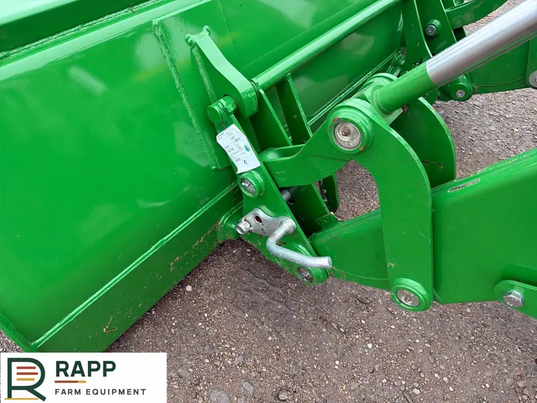 2025 John Deere 5090E MFWD tractor photo 9