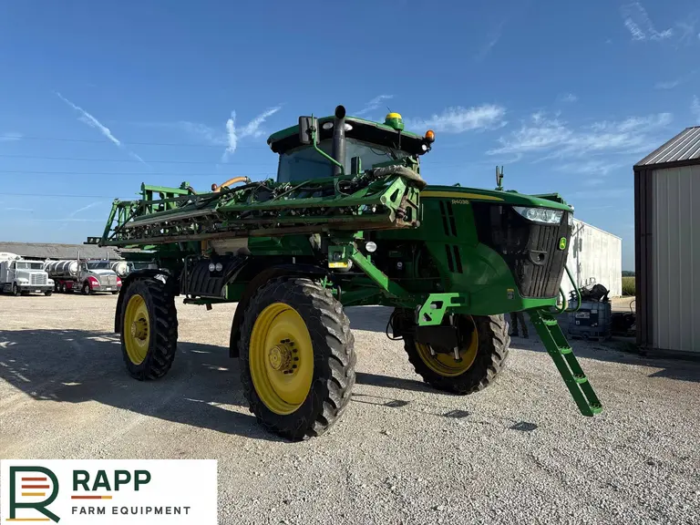 2014 John Deere R4038 sprayer photo 7