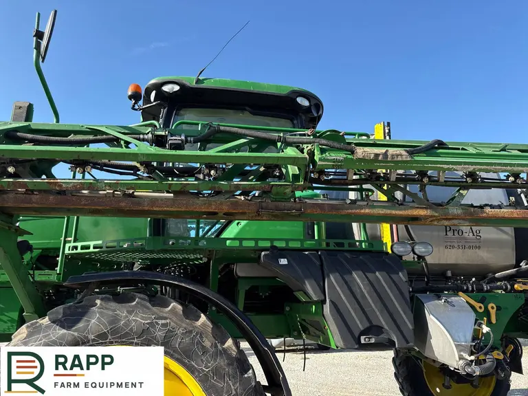 2014 John Deere R4038 sprayer photo 10