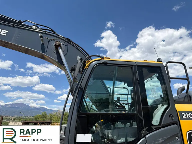 2022 John Deere 210GLC excavator photo 10